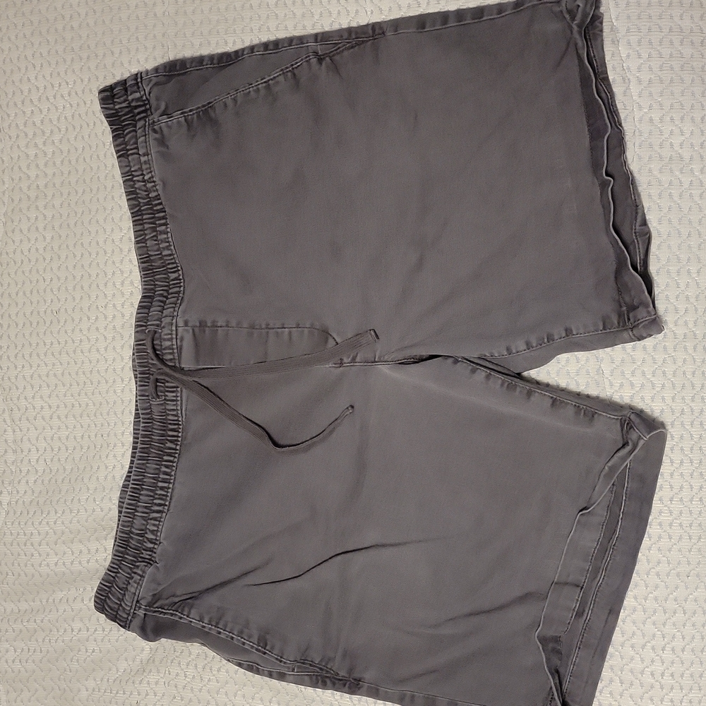 George Shorts
